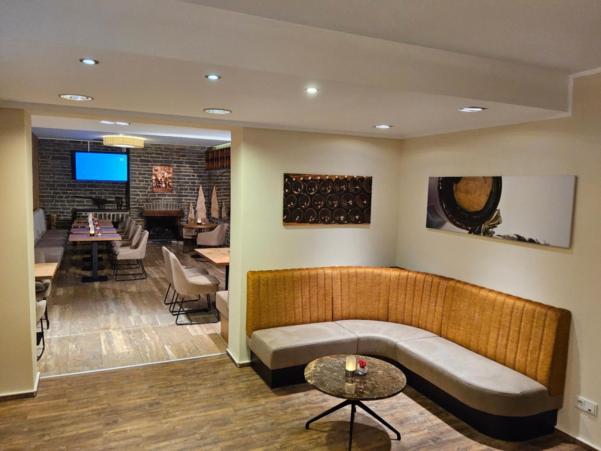 Christiana'S Wein & Art Hotel Bernkastel-Kues Ngoại thất bức ảnh