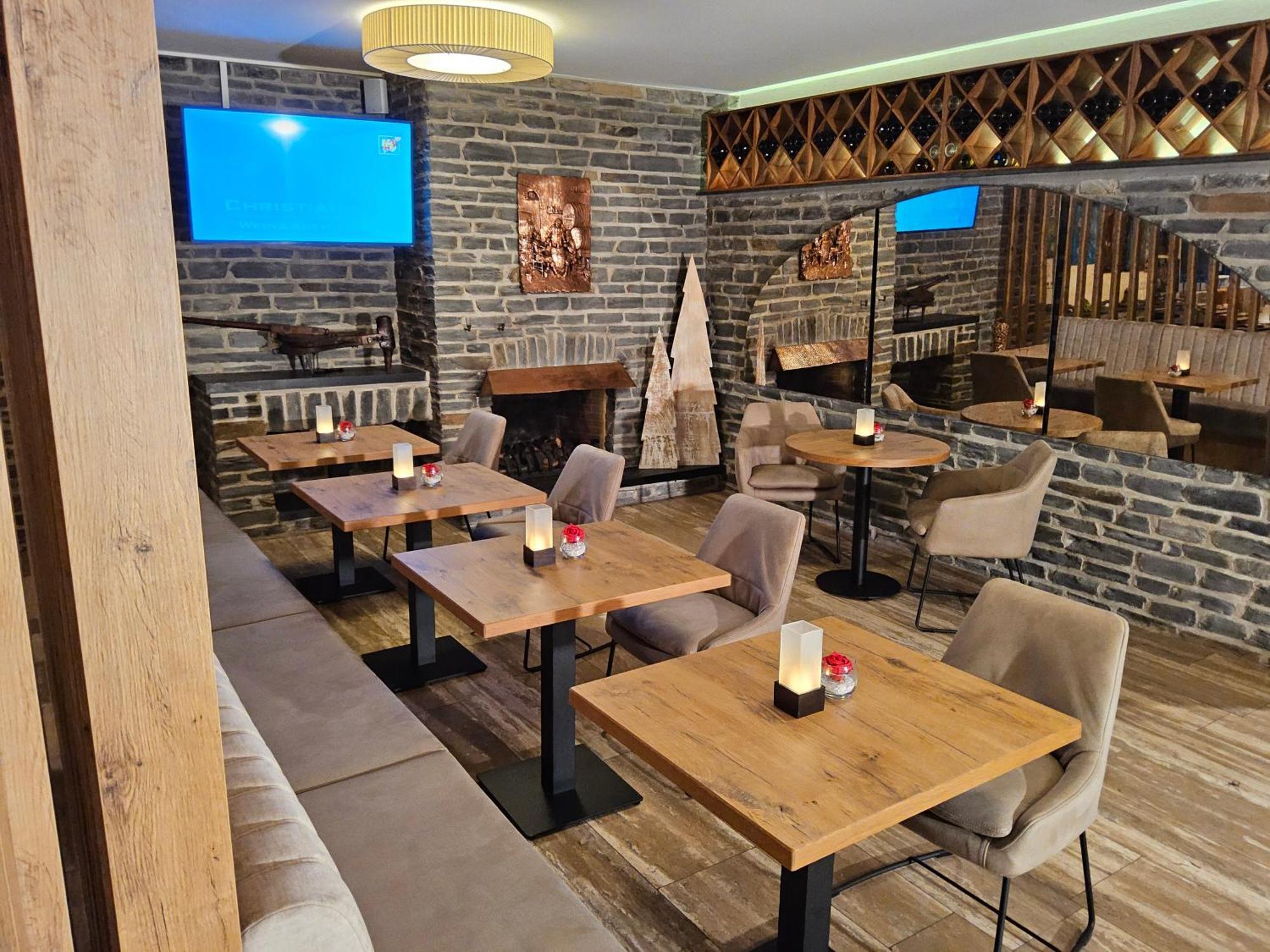 Christiana'S Wein & Art Hotel Bernkastel-Kues Ngoại thất bức ảnh