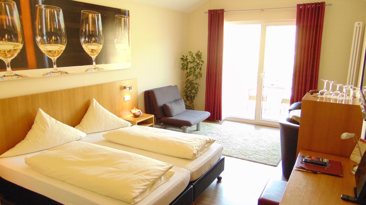 Christiana'S Wein & Art Hotel Bernkastel-Kues Ngoại thất bức ảnh