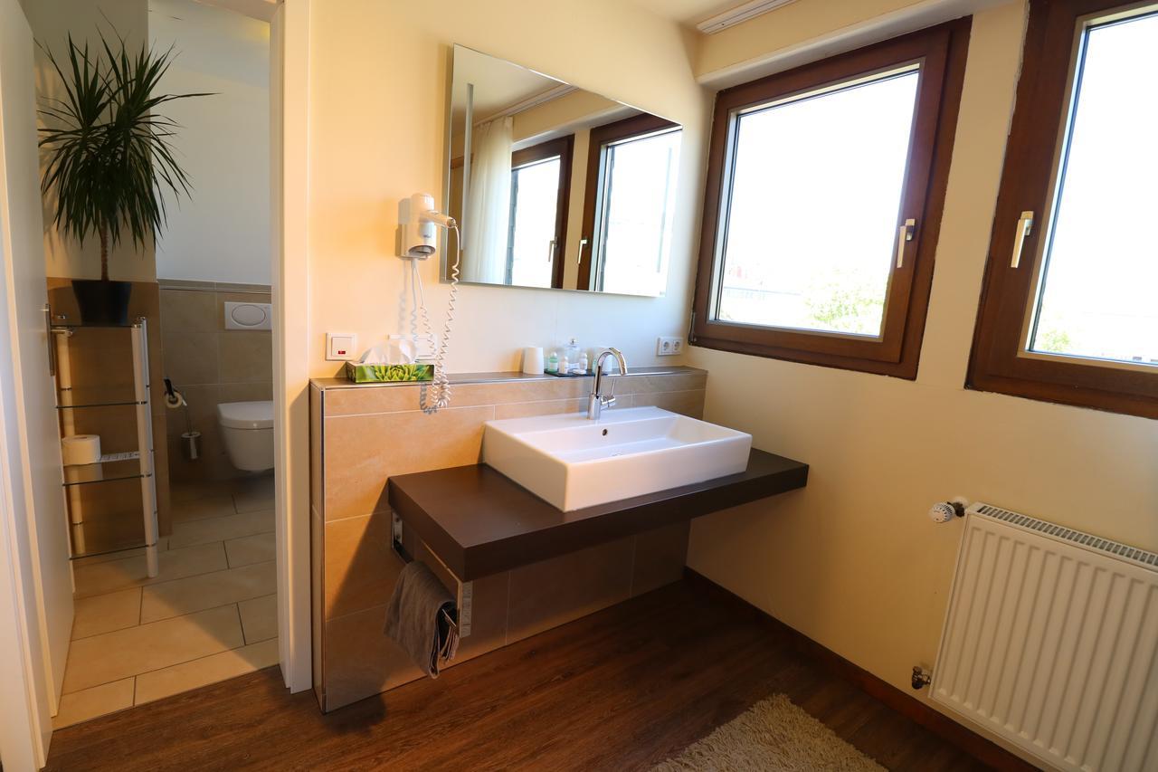 Christiana'S Wein & Art Hotel Bernkastel-Kues Ngoại thất bức ảnh