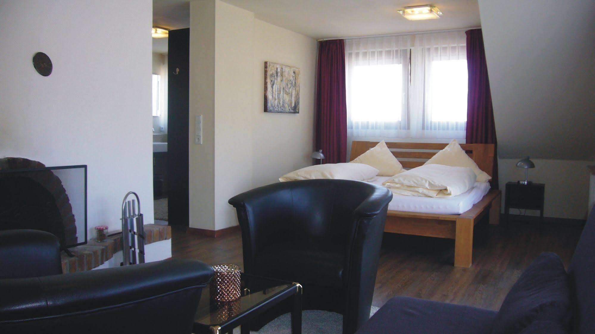 Christiana'S Wein & Art Hotel Bernkastel-Kues Ngoại thất bức ảnh