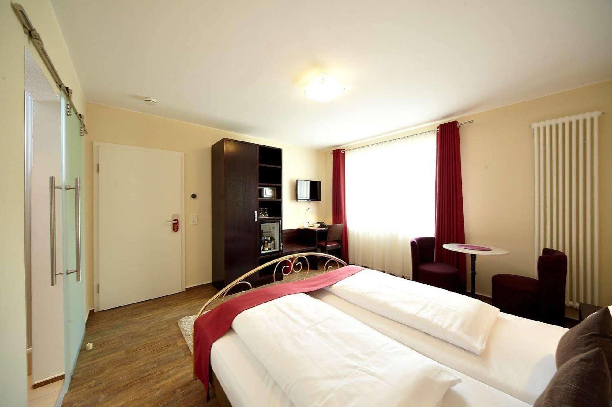 Christiana'S Wein & Art Hotel Bernkastel-Kues Ngoại thất bức ảnh